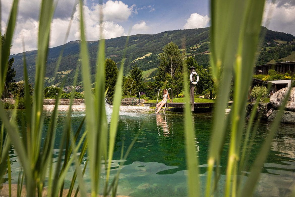 Hotel mit Natur-Badesee