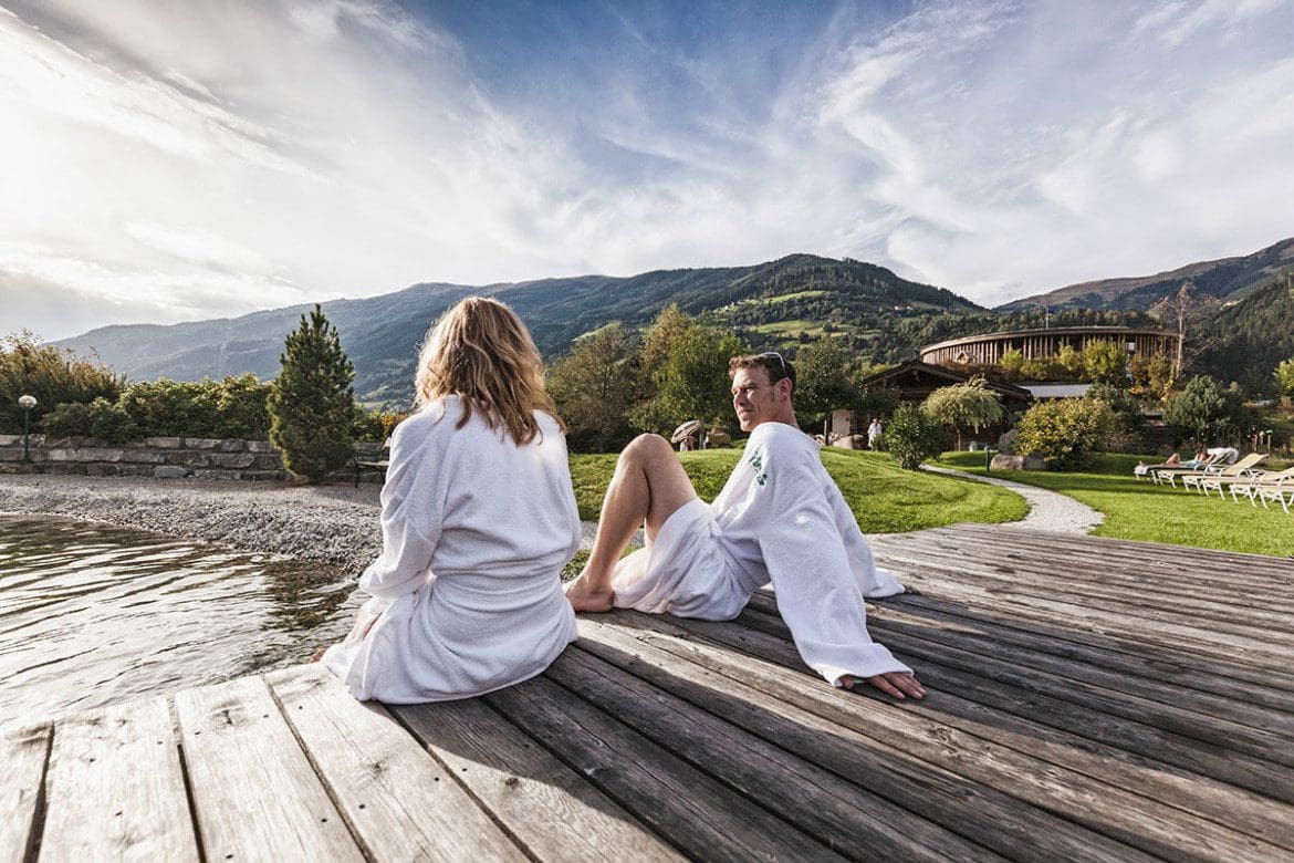 Hotel mit Natur-Badesee